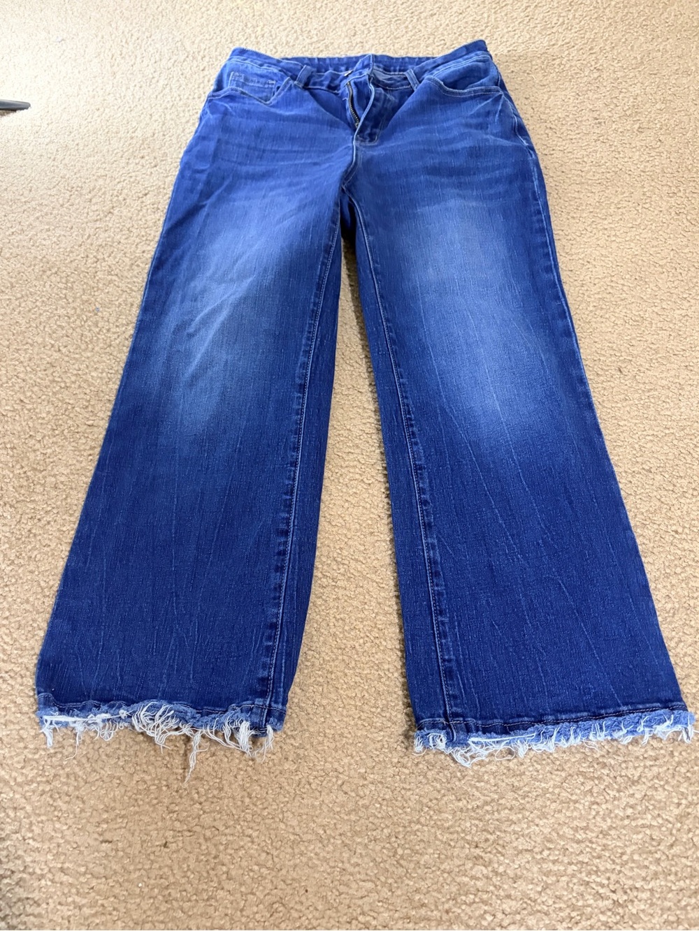 Women's Wide Leg Raw Hem Jeans - Blue